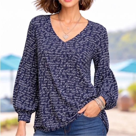 CAbi Tops - Cabi te amo scribble blouse M